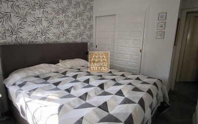 Lovely, cosy villa with a beautiful garden.